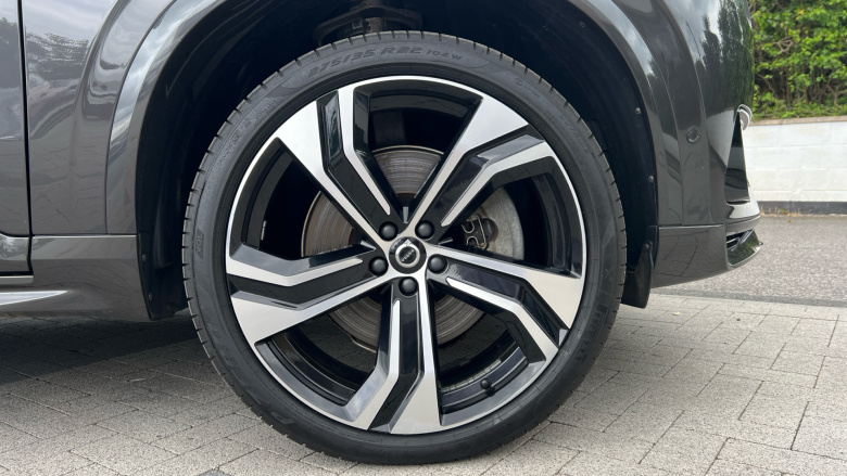 Volvo XC90 2.0 T8 [455] RC PHEV Ultimate Dark 5dr AWD Gtron Estate